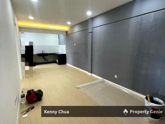 Taman Plentong Utama / Jalan Bunga Daisi / Low Cost Flat