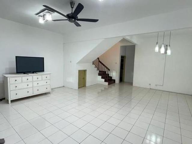 Taman Puncak Jalil 1400sqft 2Storey Terraced House Puncak Jalil