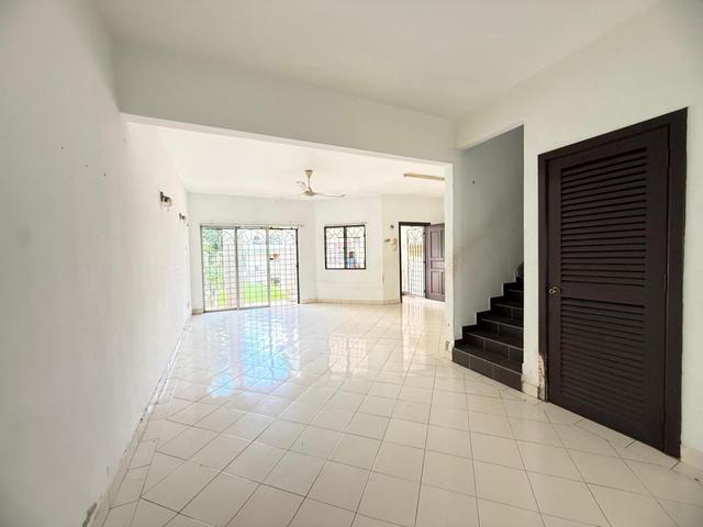 Taman Puchong Hartamas 2 Storey Terrace House Puchong Selangor