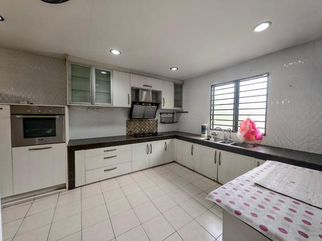 Taman Puchong Putra Prima Double Storey House Renovated 20 x 80