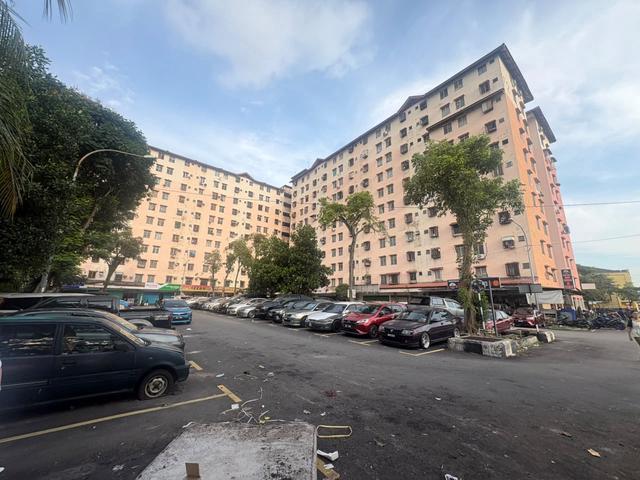 Taman Puchong Permai Low Cost Apartment 3bed Selangor