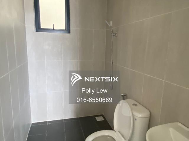 Taman Pulai Utama 2.5 Storey Terrace House Unblocked View