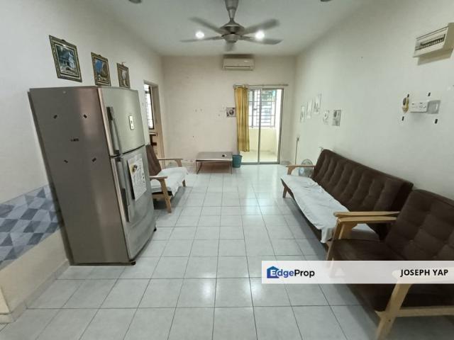 Taman Pulai Utama Flat