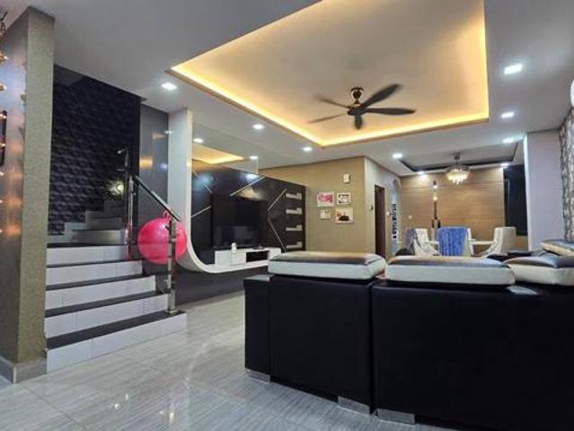Taman Pulai Hijauan Double Storey Terrace Renovated