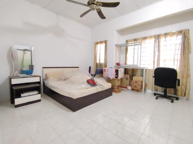 Taman Pulai Impian Sikamat Seremban 2 Storey House Freehold 4R3B Sri