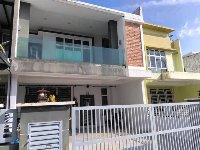 Taman Pulai Indah Double Storey Terrace House For Rent