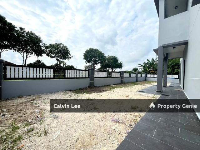 Taman Pulai Indah / Kangkar Pulai / 2 Storey Terrace Corner