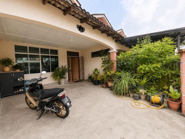 Taman Pulai IndahNon Bumi4 Bilik 2 TingkatRenovated Akses Mudah