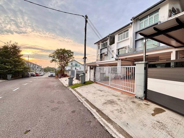 Taman Pulai Mutiara ACACIA Renovated Unit Gated Guard Full Loan