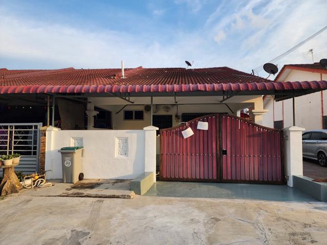 Taman Putera Indah Tongkang Pechah