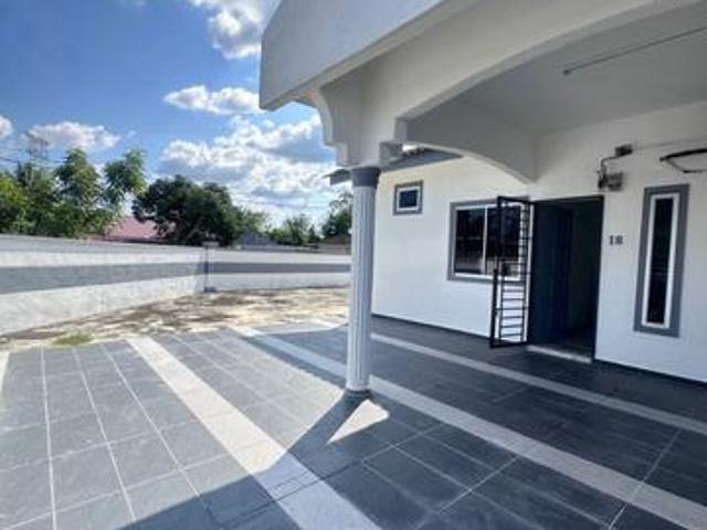 Taman puteri kluang corner for sales