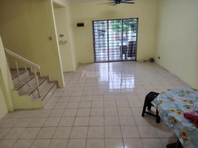 TAMAN PUTERI SUBANG DOUBLE STOREY TERRACE HOUSE FOR RENTAL AT SEKSYEN U5