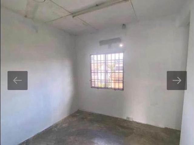 Taman Puteri Wangsa Double Storey Low Cost House 2bed Ulu Tiram Johor