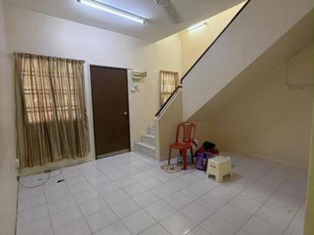 taman puteri wangsa low cost house