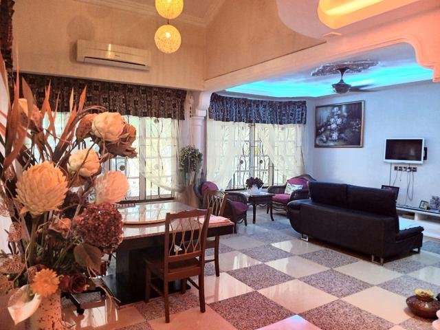 Taman Puteri Wangsa Single Storey Corner House 5bed Renovated Johor