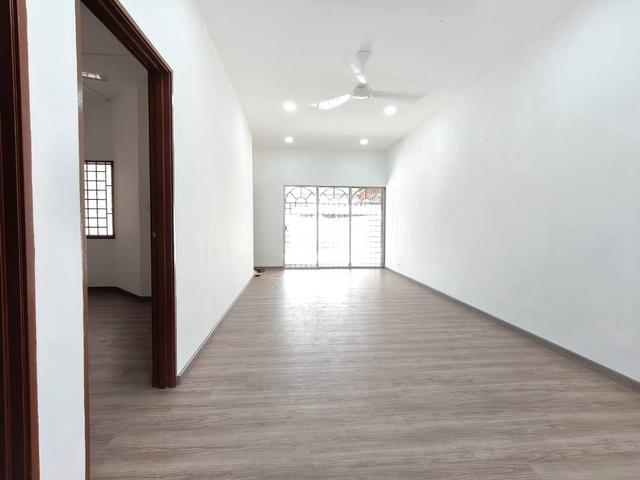 Taman Puteri Wangsa Single Storey House For Rent