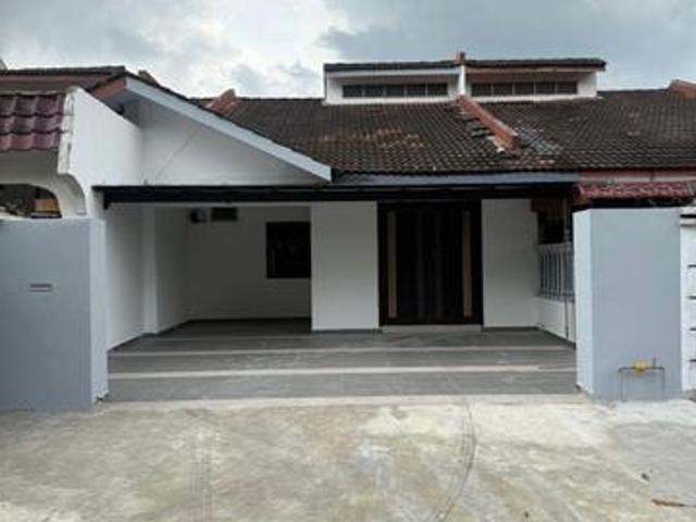 Taman Puteri Wangsa Single Storey Terrace House 4bed Ulu Tiram Johor