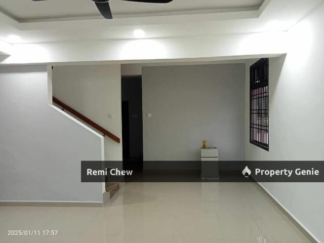 Taman Puteri Wangsa @ Ulu Tiram 4r3b 2 Stry Terrace For Sale