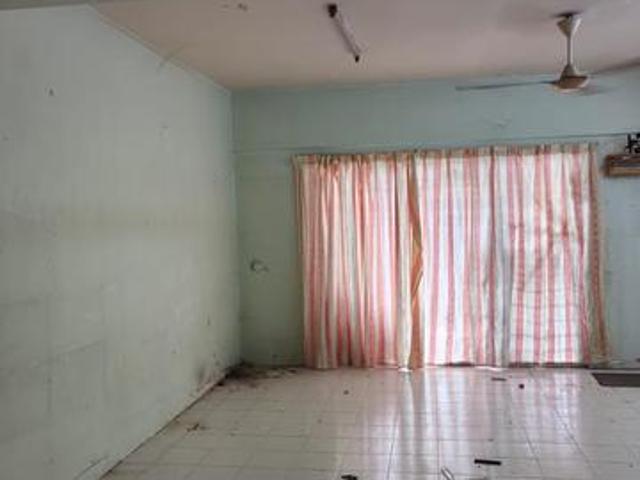 Taman Putra Budiman Balakong Seri Kembangan 2 Storey 20x70sf