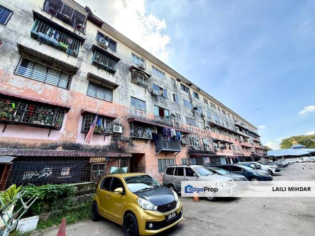 Taman Putra Budiman Flat