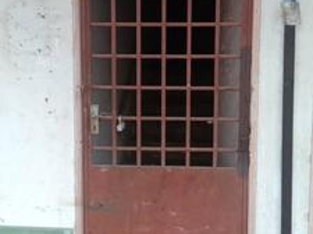 Taman Putri Kulai Shop Lot Apartment 1st Floor