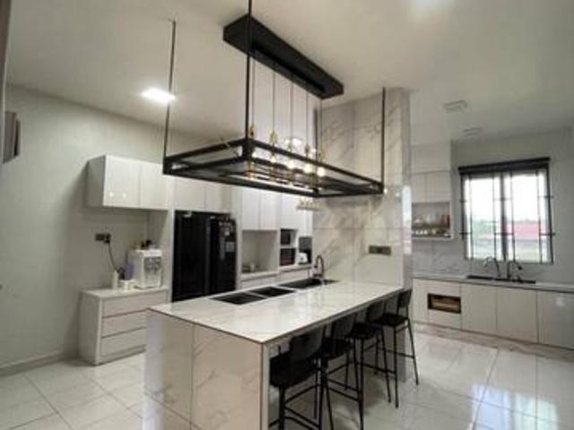 TAMAN RAFFLESIAFULLY RENOVATED FURNISHED FULL LOANCASHBACK 30k