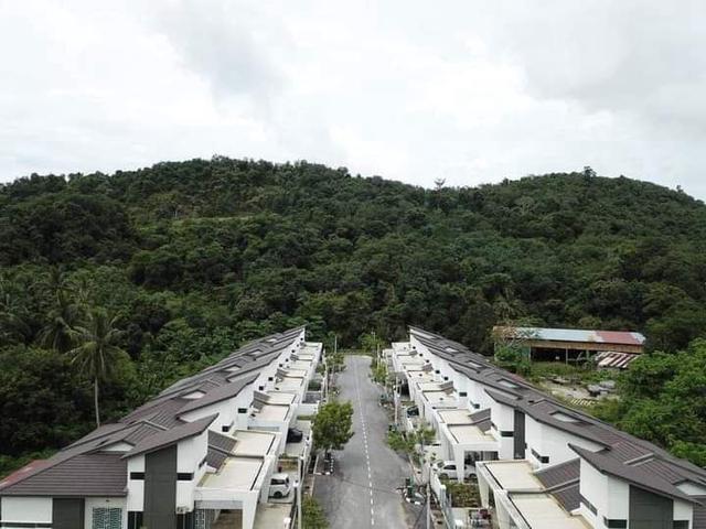 TAMAN RAJAWALI LANGKAWI SemiD FURNISHED FULL LOAN Bawah 400k BUMI LOT