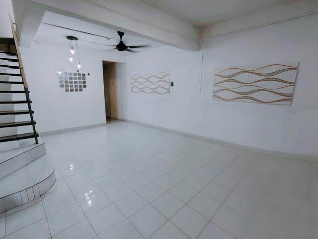 Taman Rinting Masai Full LoanRM20k Cash Near Seri Alam Sierra Perdana
