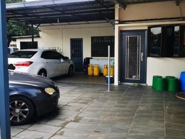 Taman Rinting Corner Lot Big Land 2280 sqft 4 Rooms 4 Baths
