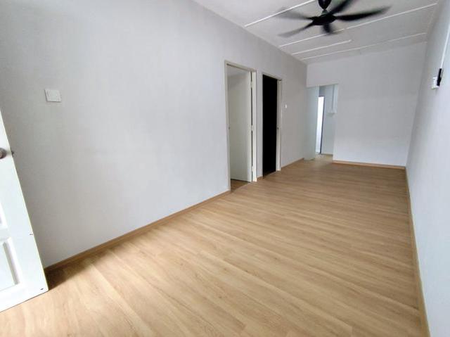 Taman Rinting Gelam Megah Ria Renovated Unit Cantik Full Loan