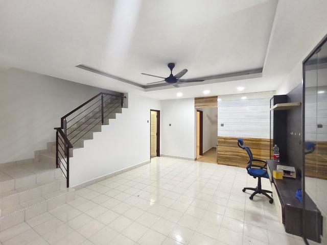 Taman Rinting Sierra perdana double storey house for Rent