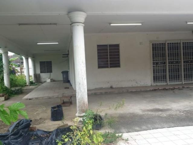 Taman Rinting Single storey corner lot big land FULL LOAN