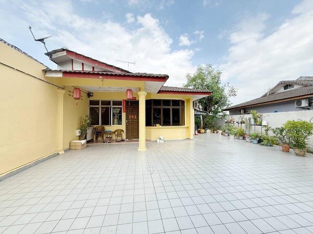 Taman Rinting Single Storey End Lot Corner Near Megah Ria Seri Alam