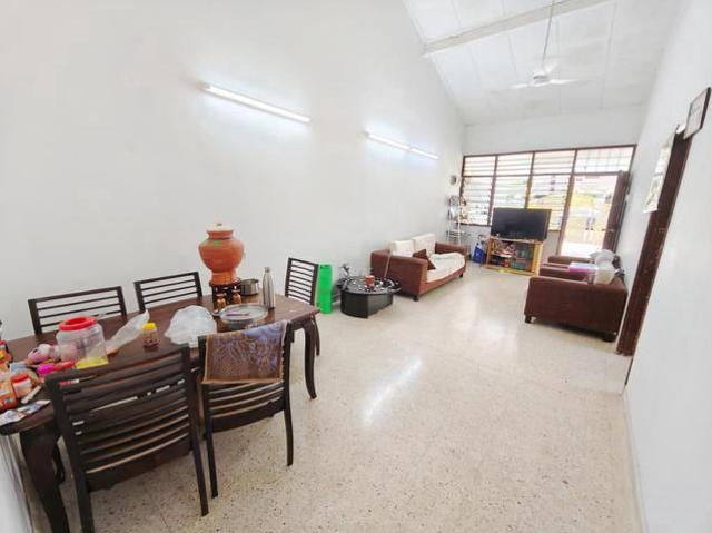 Taman Rinting Single Storey Terrace House End Lot For Sale