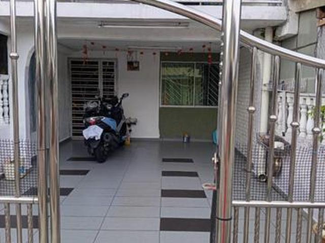 Taman ria plentong double storey house fully renovate