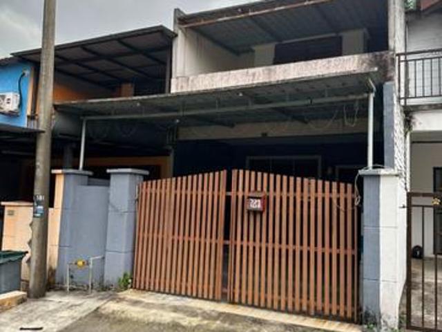 Taman Scientex Double Storey Terrace House 3bed Kulai Johor