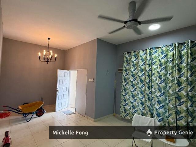 Taman Scientex Impiana @ Jalan Bayan / Pasir Gudang / Double Storey Cluster / Gated Guarded