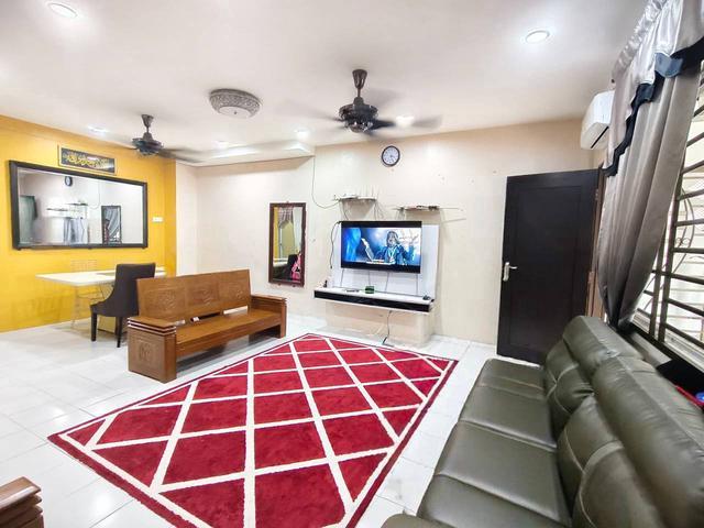 TAMAN SCIENTEX Jalan Kedidi 2 Storey Terrace RENOVATED