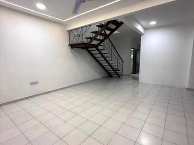 Taman Scientex Jalan Serindit 2Storey 4Bed Full Loan Pasir Gudang