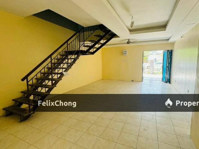 Taman Scientex Kulai 2 Sty Terrace,Jalan Scientex,Kelapa Sawit,Renovated