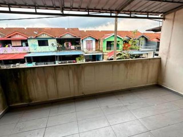 Taman Scientex Kulai Kelapa Sawit2 storey renovated full loan