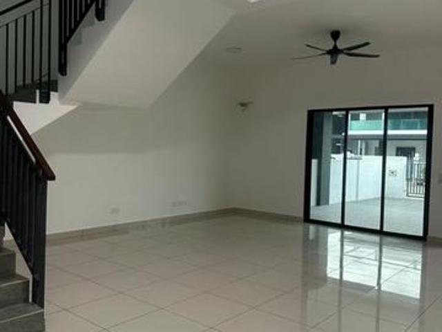 Taman Santuari SemiD For Rent 2Storey Gated Guarded 2574sqft