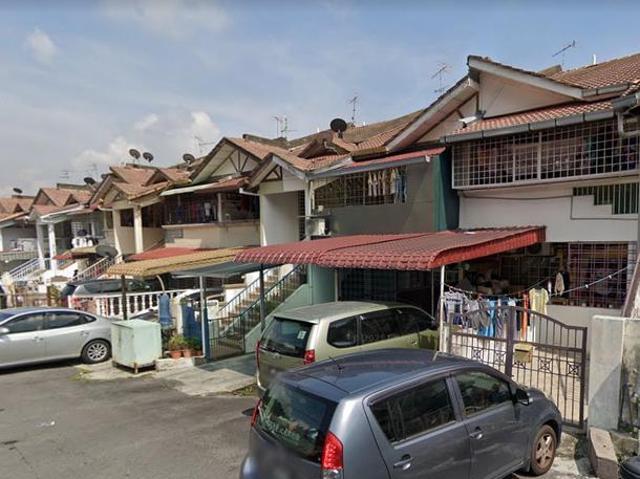 Taman Saga Townhouse Ground Floor