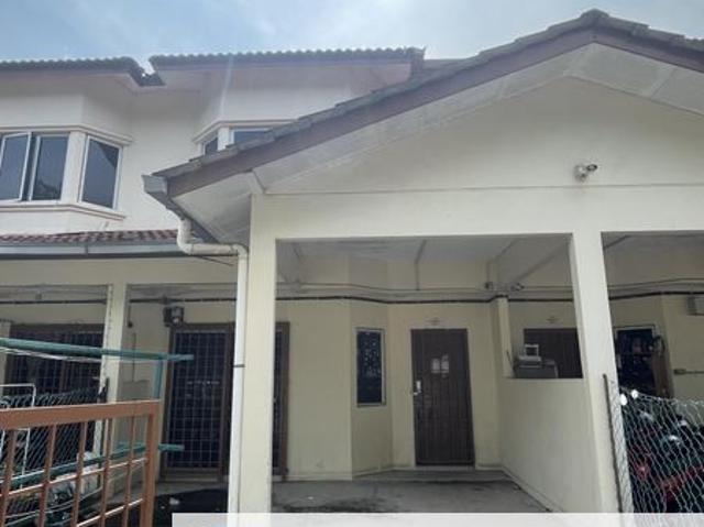 Taman Saujana Meru