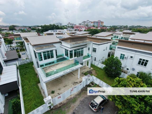 Taman Saujana Heights