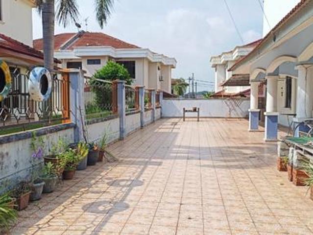 Taman Saujana Indah Bukit Katil 2 Storey Big SemiDetached house