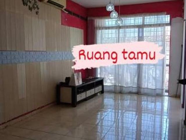 Taman Saujana Puchong Flat 3bed Renovated Selangor