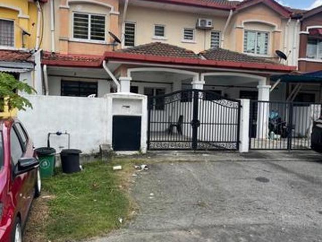Taman Saujana Puchong SP5 2Storey House For Sale