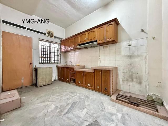 Taman Sentosa Bendahara Klang Double Storey House 18x60 Basic