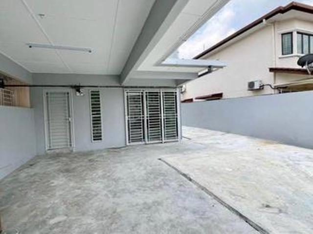 Taman Sentosa Dato Dagang 2 Storey End Lot 28x70 Newly Refurbished